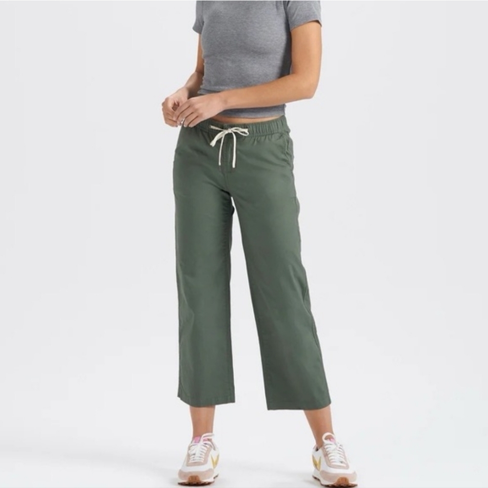 Vuori Olive Cropped Wide-Leg Drawstring Pants
